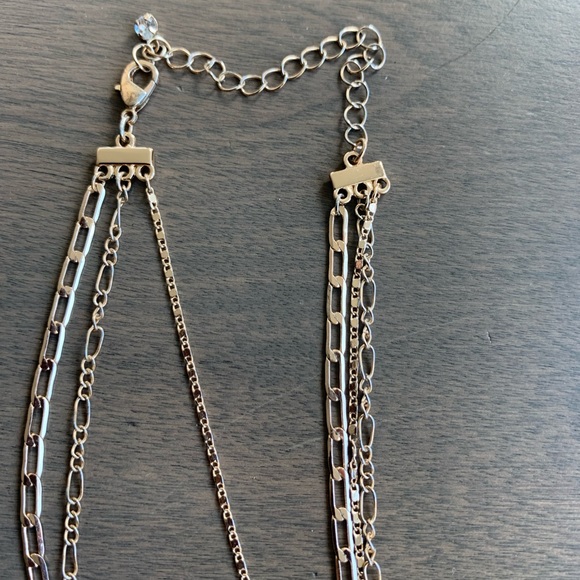Used Tri Link Chain Layered Necklace - Picture 4 of 6